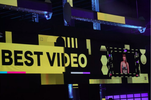 “MTV EMA” наадмын гол шагналуудыг Т.Свифт хүртлээ